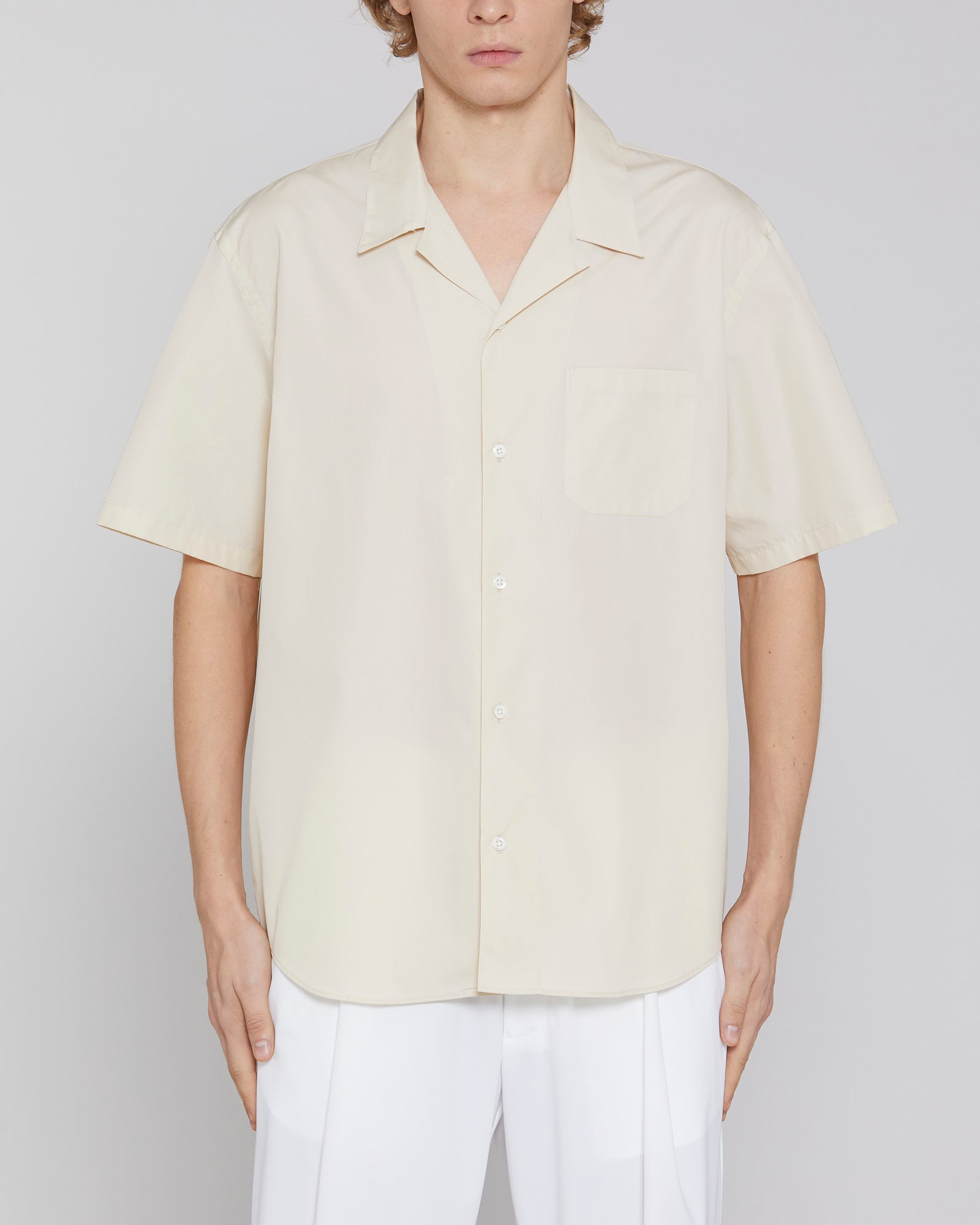 Short-sleeved poplin cotton shirt