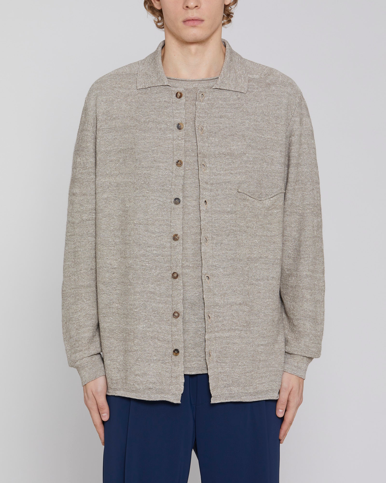 Long-sleeved drop-shoulder sweater